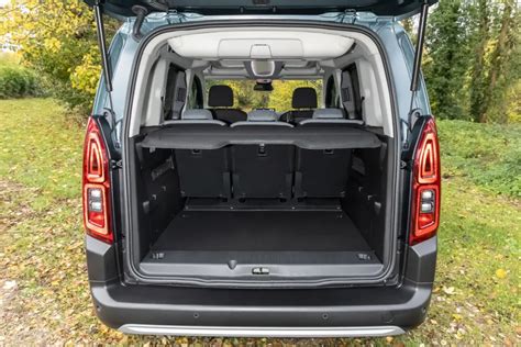 Citroën Berlingo con portellone aperto