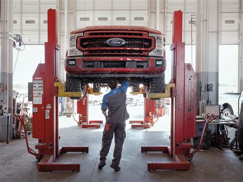 Ford service center with diagnostic equipment