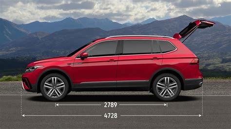 Schematico del vano bagagli della Tiguan Allspace con diverse configurazioni