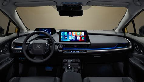 Interni Toyota Prius 4 generazione