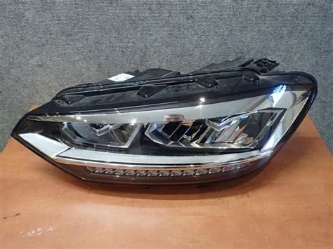 Volkswagen Touran fari LED