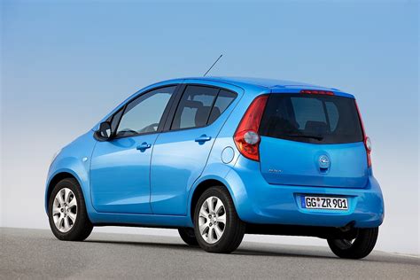 Design esterno Opel Agila