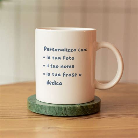 Vari tipi di tazze personalizzate per il buongiorno