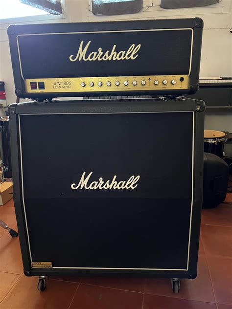 Configurazione tipica di un amplificatore Marshall Origin con cassa