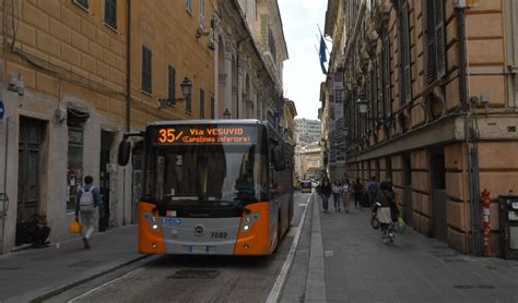 Mappa del sistema di trasporto pubblico di Genova