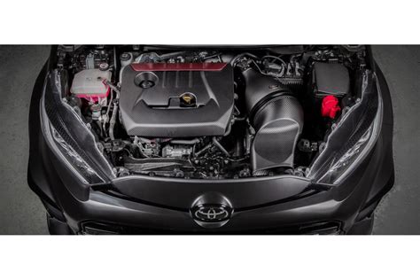 Toyota Yaris GR con sistema di aspirazione Eventuri installato