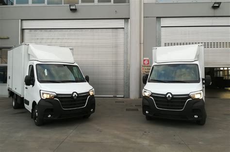 Renault Master con allestimento speciale per cantiere