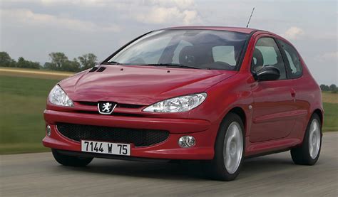 Design esterno Peugeot 206