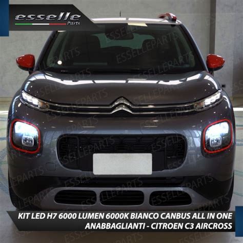 Citroën C3 frontale con fari LED