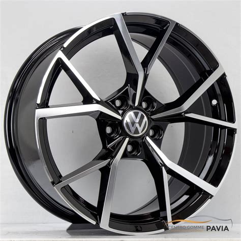 Design di cerchi in lega da 18 pollici per Volkswagen