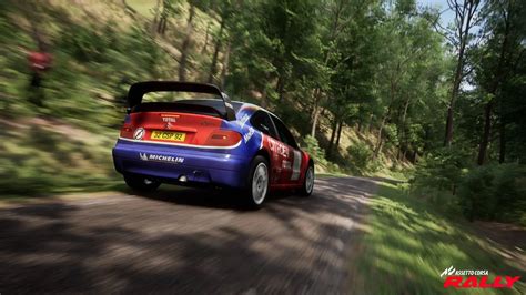 Assetto sportivo auto da rally