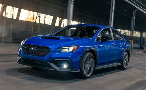 Subaru WRX frontale dinamico