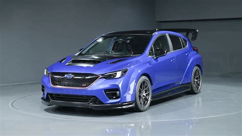 Subaru WRX STI con alettone