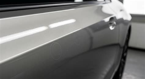 Micrograffi e swirl sulla carrozzeria dell'auto