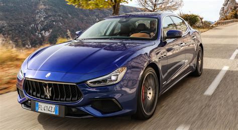 Tecnologie di sicurezza e guida assistita Maserati