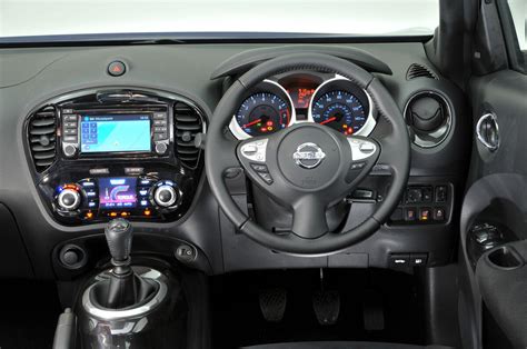 Nissan Juke N-Vision interior dashboard