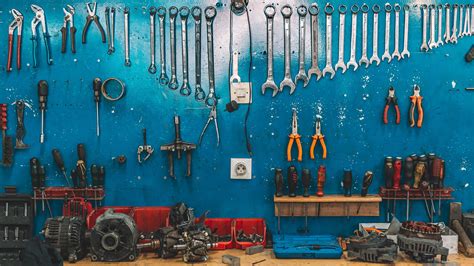 auto repair shop tools