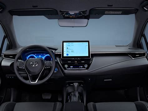 Interni Toyota Corolla Touring Sports