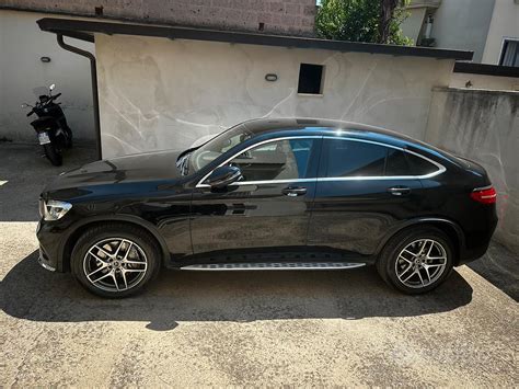 Mercedes GLC Coupé con ruote posteriori sterzanti evidenziate