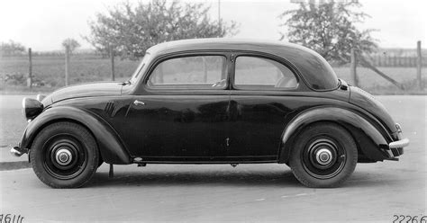 Confronto tra Mercedes 170H e Volkswagen Maggiolino