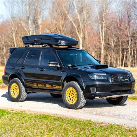 Subaru Forester in un tracciato off-road