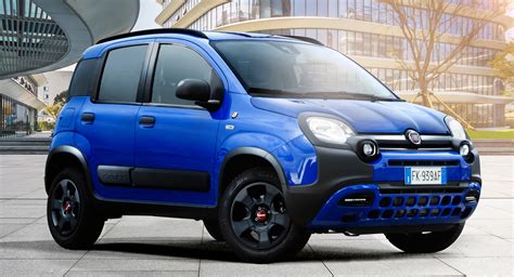 Fiat Panda Waze in contesto urbano