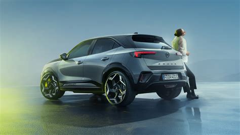 Dettaglio cerchio e pinza freno Opel Mokka GSE