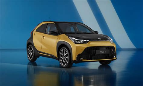 Toyota Aygo X in ambiente urbano