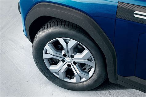 Dacia Duster III con cerchi in acciaio da 17 pollici