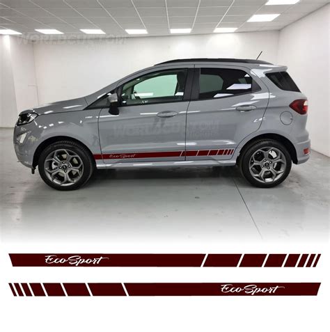 Ford EcoSport personalizzato con adesivi laterali