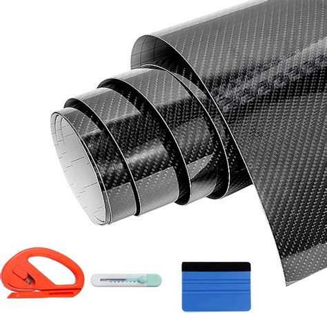 auto wrappata con pellicola effetto carbonio