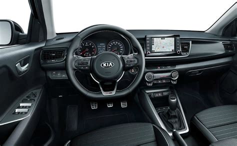 Cruscotto Kia Rio GT Line con display infotainment