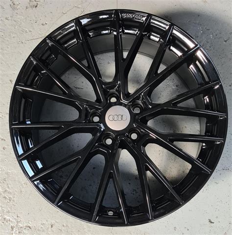 Design cerchi in lega 18 pollici per auto sportive