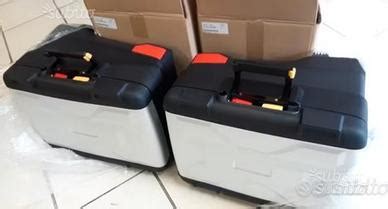 BMW GS 1200 con valigie laterali Vario