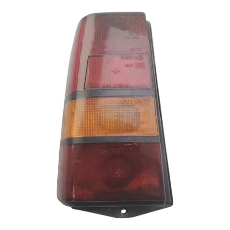 Dettaglio fanale posteriore Fiat Panda 141