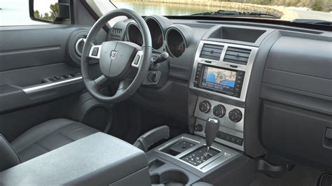 Interni Dodge Nitro