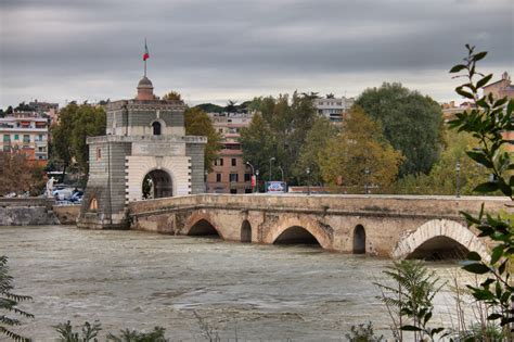 Ponte Milvio e il fiume Tevere