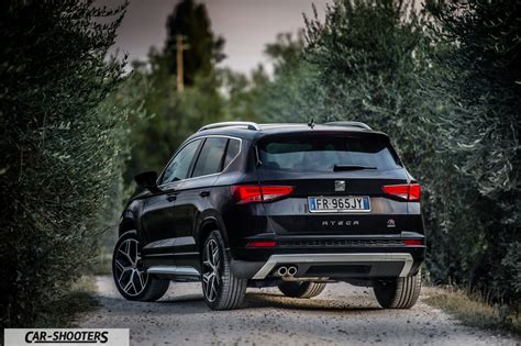 SEAT Ateca FR su strada di montagna
