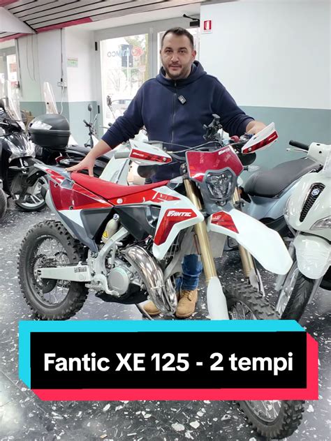Motocicletta Fantic in azione