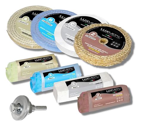 Kit di prodotti per la pulizia e lucidatura metalli