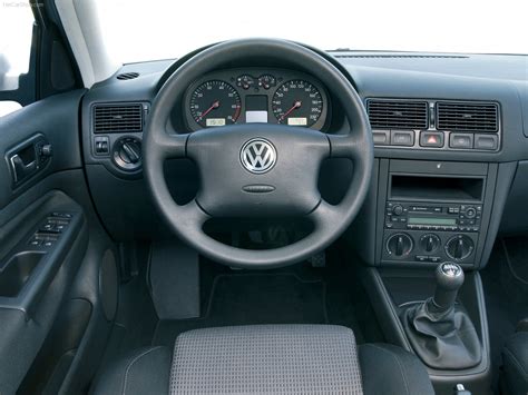 Volkswagen Golf IV interni