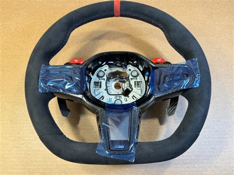 Volante sportivo aftermarket