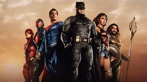 Il gruppo della Justice League al completo
