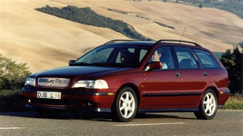 Volvo V40 1996-1998