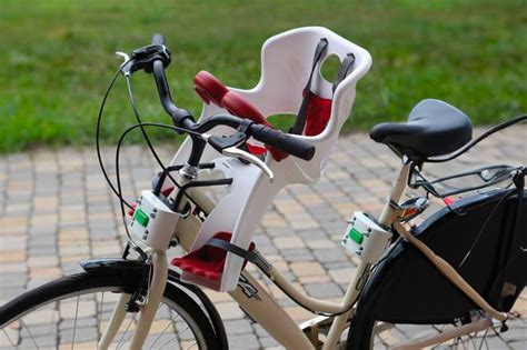 Seggiolino bici anteriore con bambino