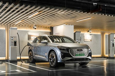 Audi Q4 e-tron charging station