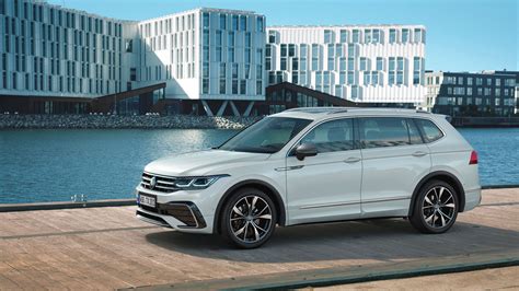 Volkswagen Tiguan Allspace vista esterna