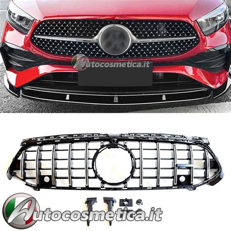 Dettaglio mascherina AMG Mercedes Classe A