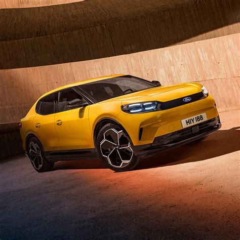 Ford Capri EV in movimento