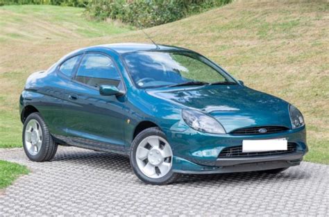 Ford Puma prima serie vista di tre quarti anteriore